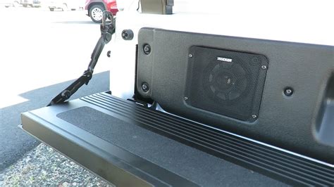 multiprotm tailgate audio system by kicker
